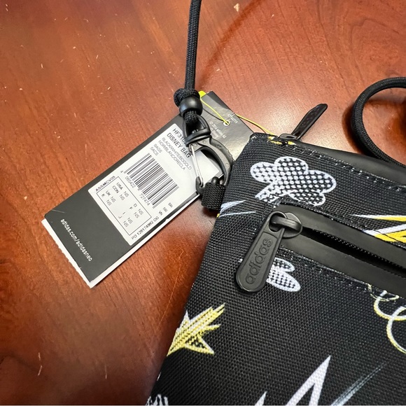 NEW Adidas x Disney Mickey Crossbody Zip Purse Bag Limited Edition Black 9x6”x1” - Picture 7 of 17
